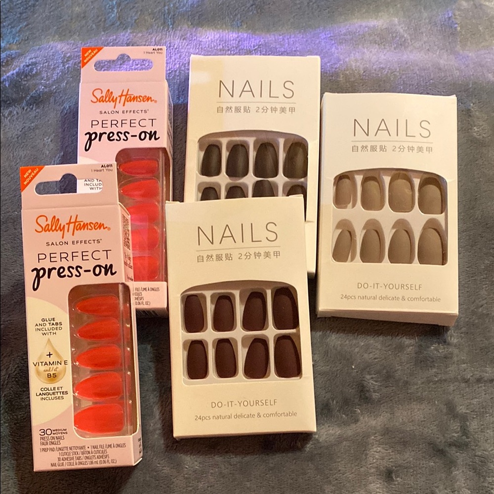 5 packs of Press-On Nails